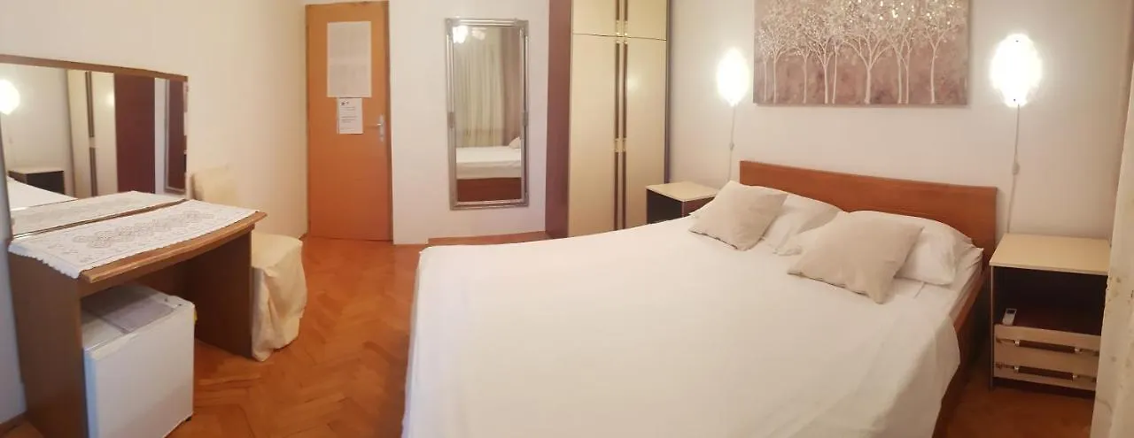 Aneli Rooms & Apartament Rovinj Guest house